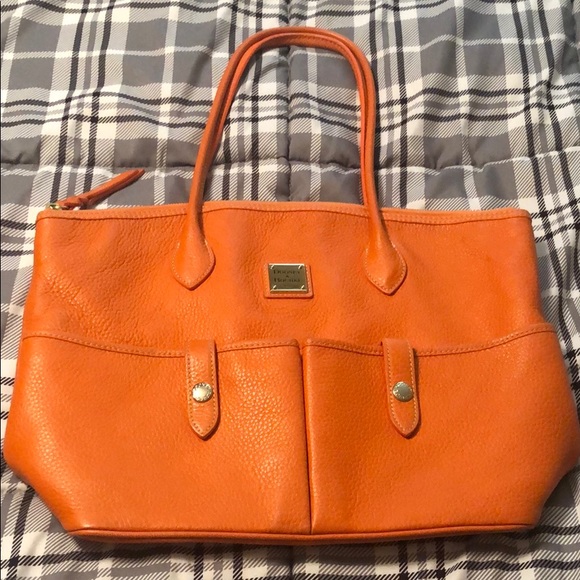 dooney crescent tote